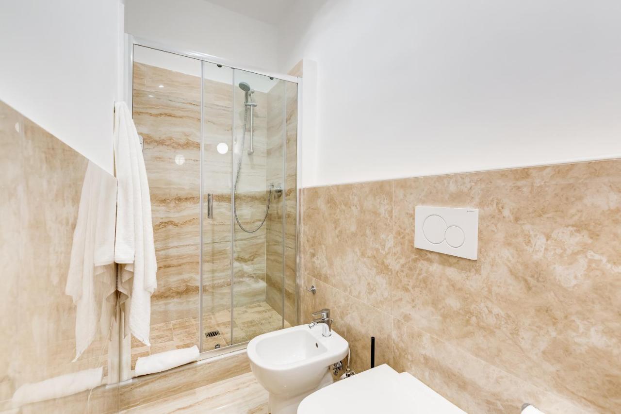 Lovely And Modern Nest Near The Colosseum Ρώμη Εξωτερικό φωτογραφία